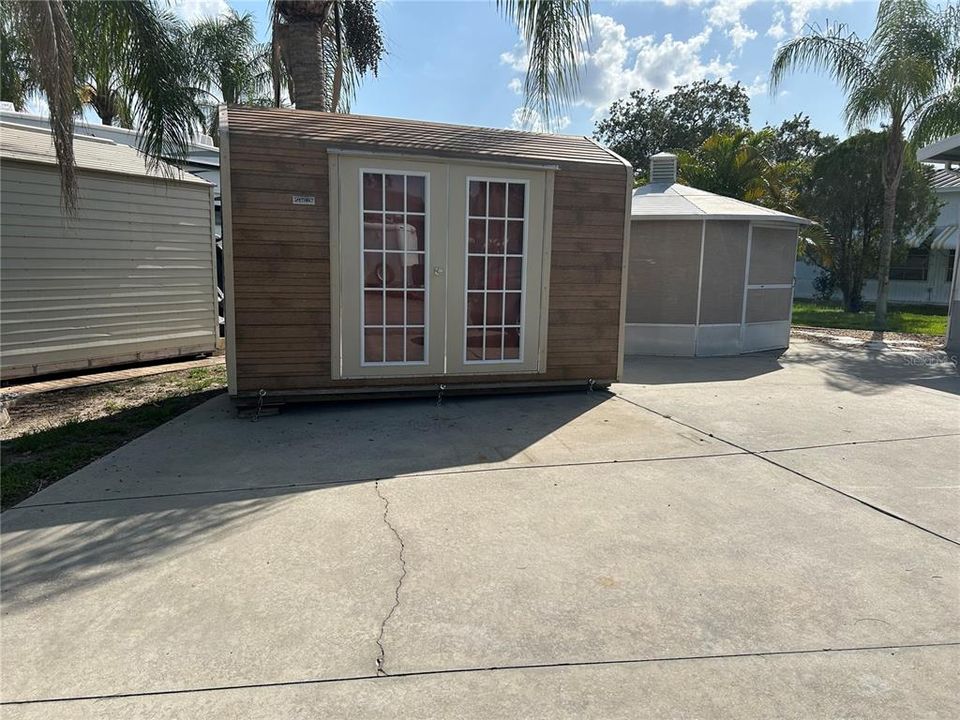 待售: $109,000 (2 贝兹, 1 浴室, 875 平方英尺)