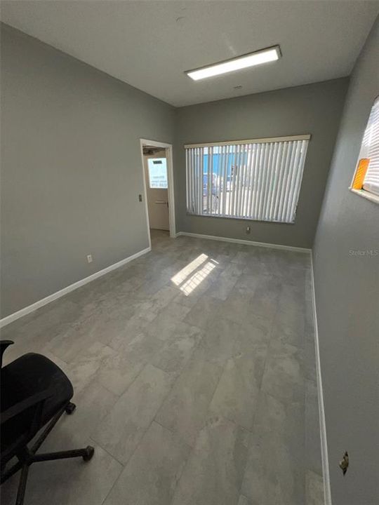 На продажу: $18,000 (0 спален, 0 ванн, 806 Квадратных фут)