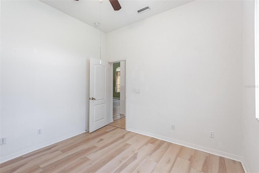 待售: $649,000 (4 贝兹, 3 浴室, 2626 平方英尺)