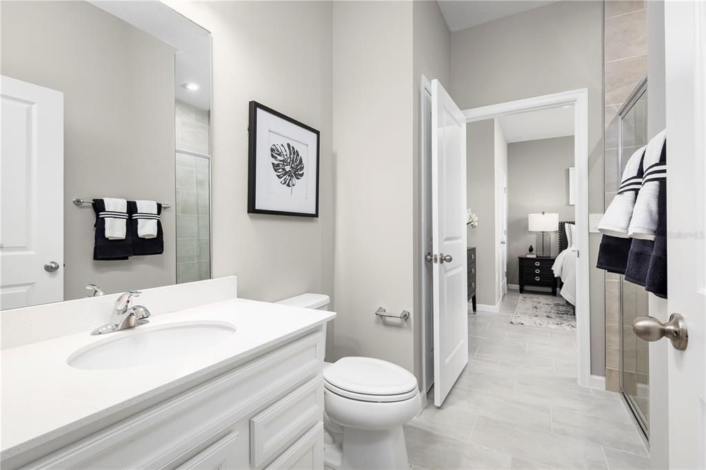 Activo con contrato: $789,859 (4 camas, 3 baños, 3287 Pies cuadrados)