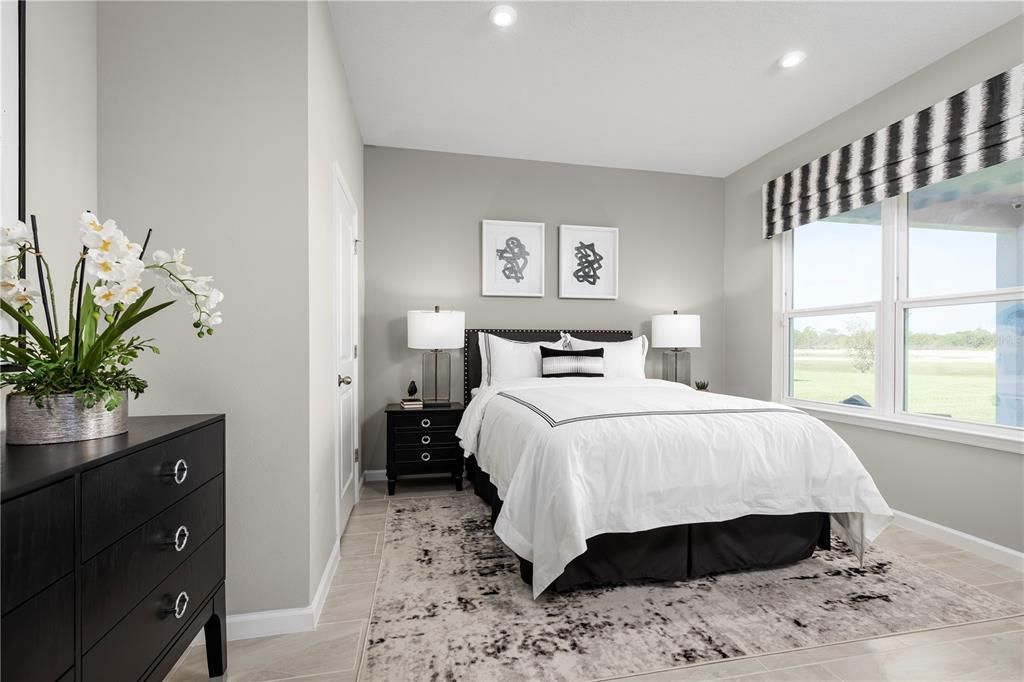 Activo con contrato: $789,859 (4 camas, 3 baños, 3287 Pies cuadrados)