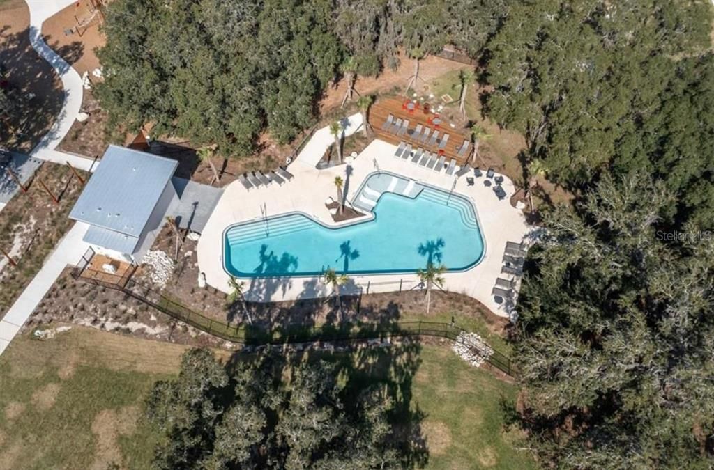 Active With Contract: $999,900 (5 beds, 3 baths, 3343 Square Feet)