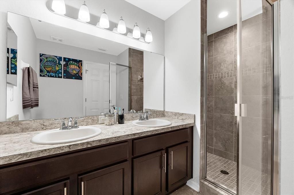 На продажу: $312,000 (3 спален, 2 ванн, 1758 Квадратных фут)