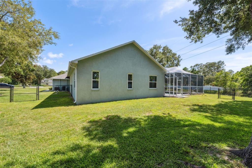 Active With Contract: $525,000 (4 beds, 2 baths, 2949 Square Feet)