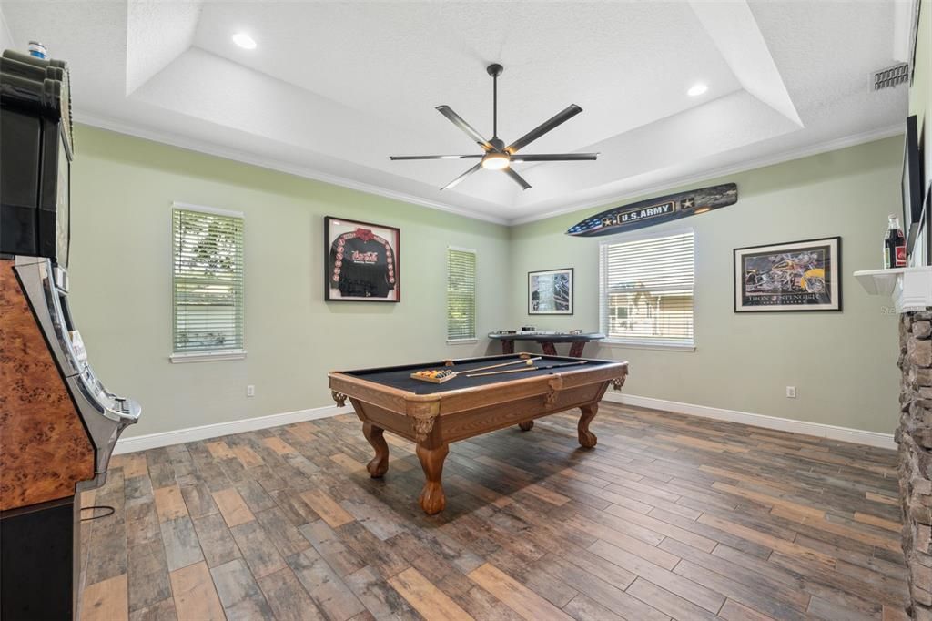 Active With Contract: $525,000 (4 beds, 2 baths, 2949 Square Feet)