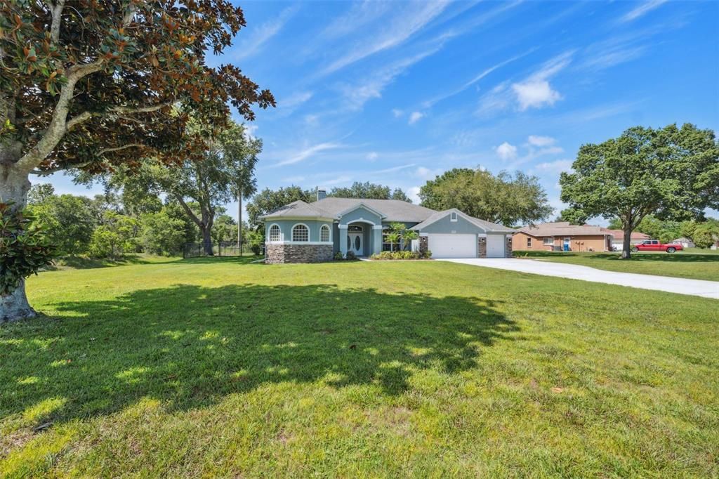 Active With Contract: $525,000 (4 beds, 2 baths, 2949 Square Feet)