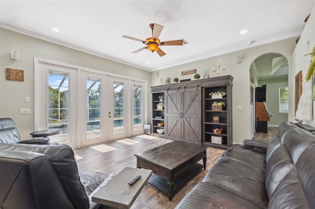 Active With Contract: $525,000 (4 beds, 2 baths, 2949 Square Feet)