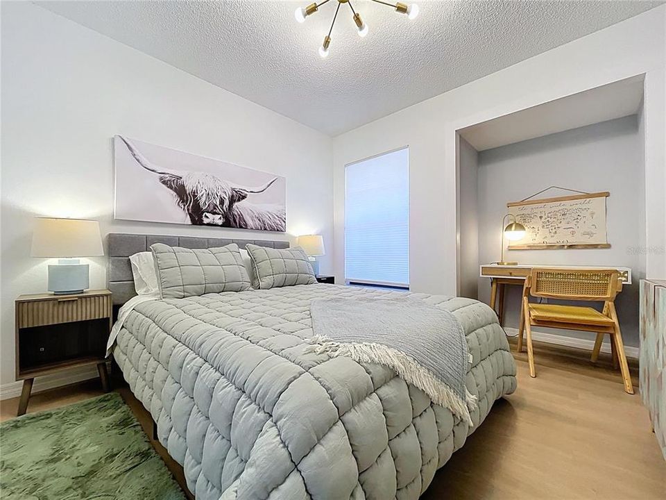 Под контрактом: $2,950 (3 спален, 2 ванн, 2299 Квадратных фут)