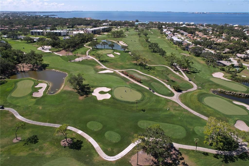 Под контрактом: $2,950 (3 спален, 2 ванн, 2299 Квадратных фут)