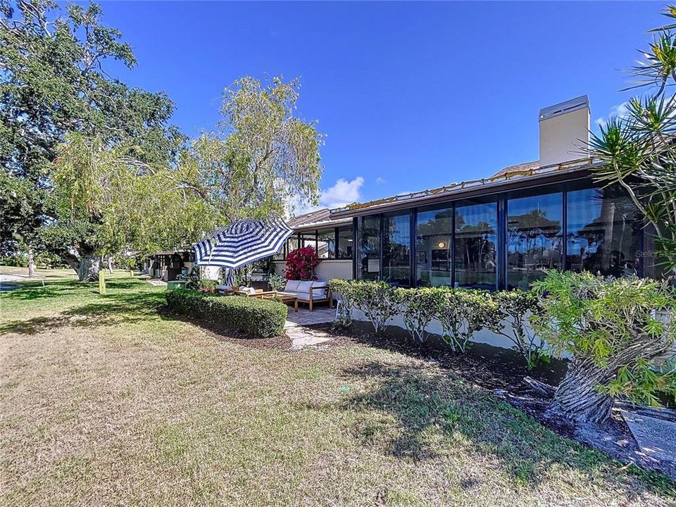 Под контрактом: $2,950 (3 спален, 2 ванн, 2299 Квадратных фут)