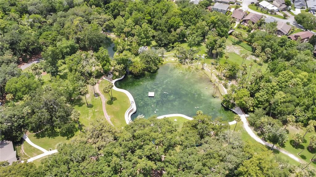 Под контрактом: $155,000 (1 спален, 1 ванн, 963 Квадратных фут)