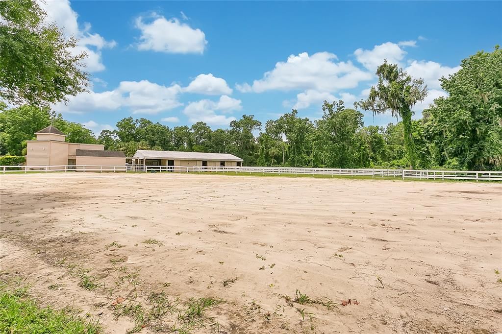 Под контрактом: $155,000 (1 спален, 1 ванн, 963 Квадратных фут)