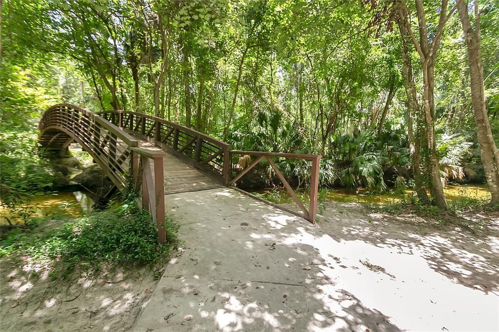 Под контрактом: $155,000 (1 спален, 1 ванн, 963 Квадратных фут)