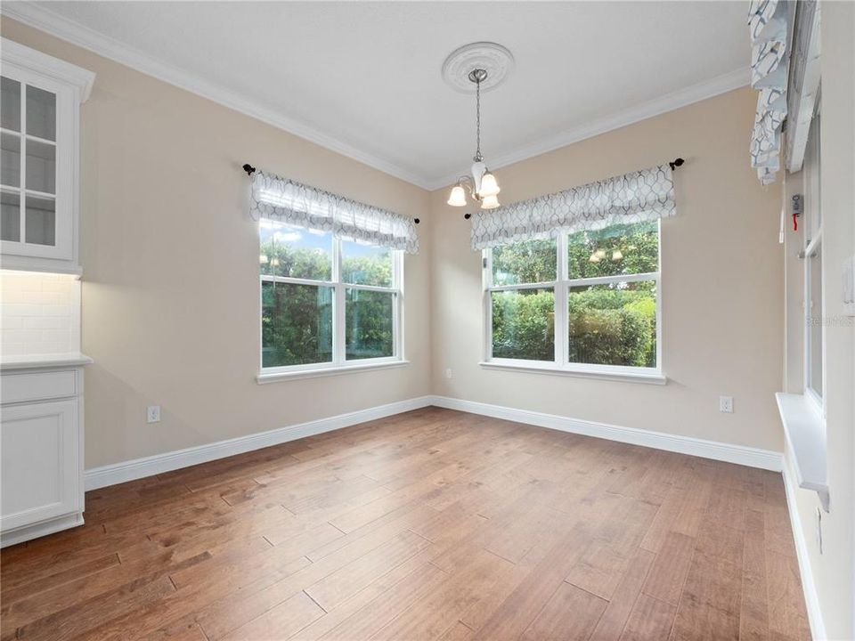 En Venta: $1,295,000 (4 camas, 3 baños, 3153 Pies cuadrados)