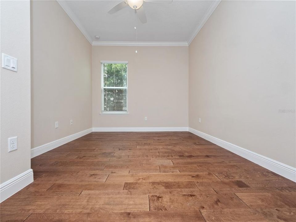 En Venta: $1,295,000 (4 camas, 3 baños, 3153 Pies cuadrados)