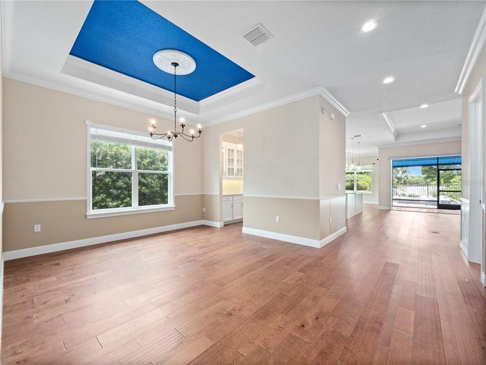 En Venta: $1,295,000 (4 camas, 3 baños, 3153 Pies cuadrados)