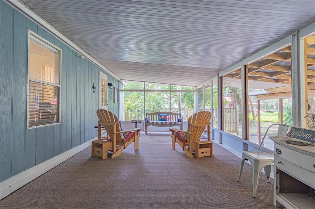 На продажу: $359,900 (3 спален, 2 ванн, 1352 Квадратных фут)