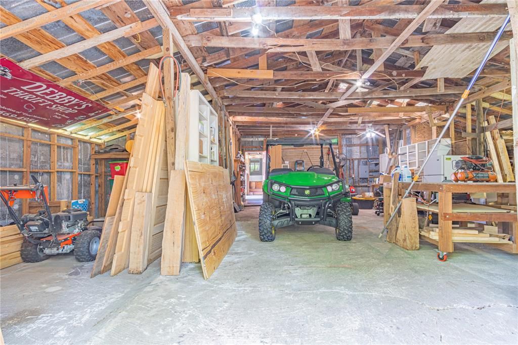 На продажу: $359,900 (3 спален, 2 ванн, 1352 Квадратных фут)