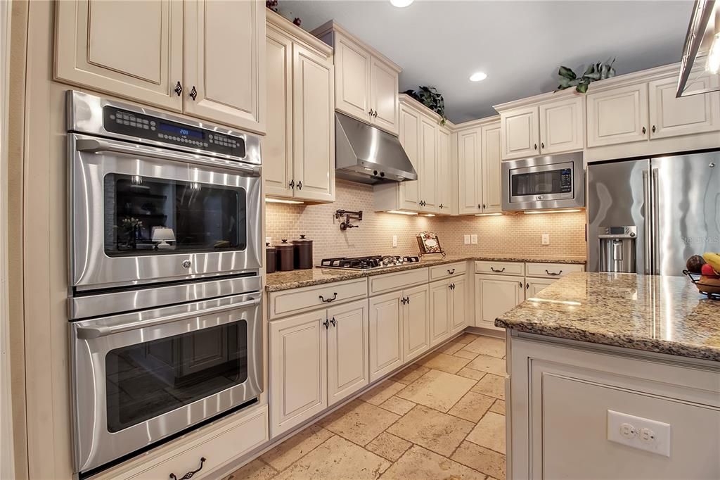 For Sale: $1,259,000 (5 beds, 3 baths, 4331 Square Feet)