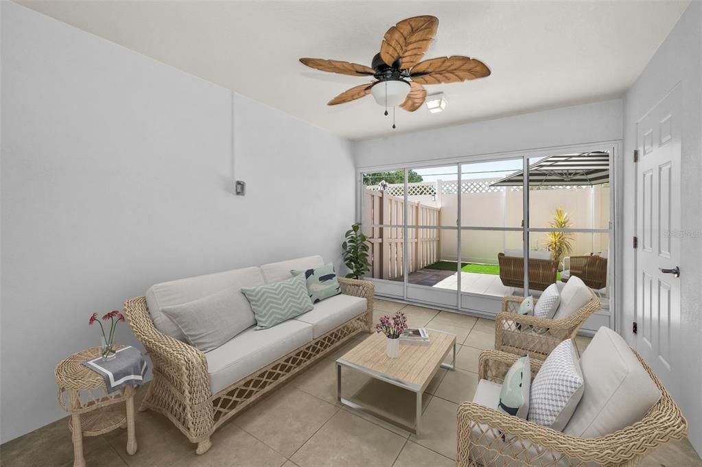 待售: $305,000 (3 贝兹, 3 浴室, 1612 平方英尺)