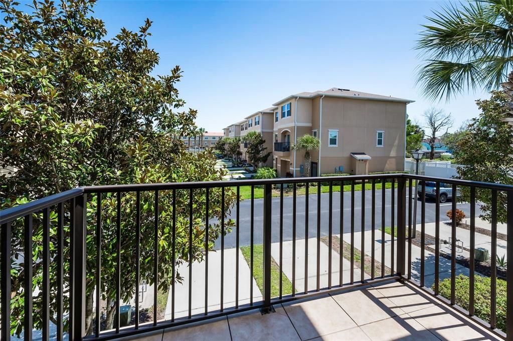 待售: $305,000 (3 贝兹, 3 浴室, 1612 平方英尺)