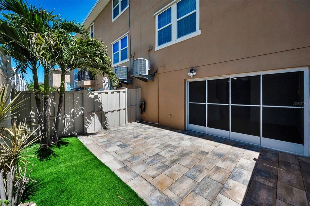 待售: $305,000 (3 贝兹, 3 浴室, 1612 平方英尺)