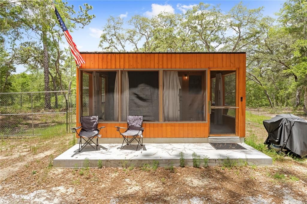 Недавно продано: $220,000 (2 спален, 1 ванн, 640 Квадратных фут)