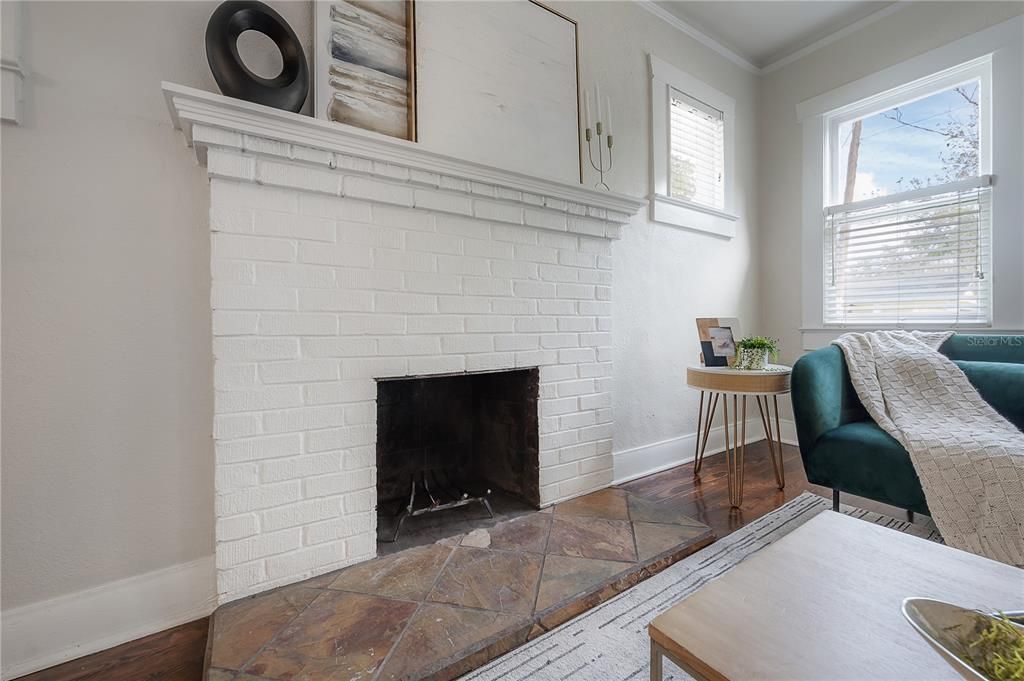 Active With Contract: $495,000 (3 beds, 2 baths, 1202 Square Feet)