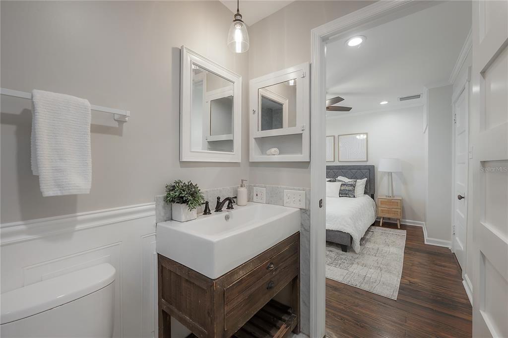 Active With Contract: $495,000 (3 beds, 2 baths, 1202 Square Feet)