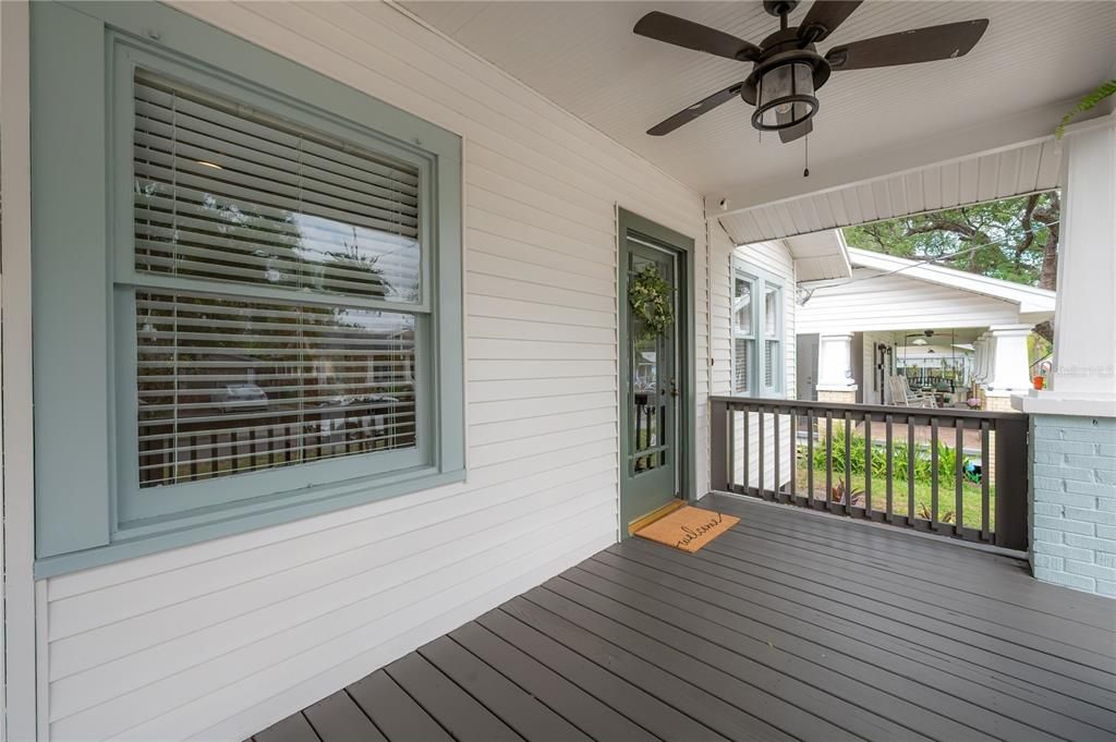 Active With Contract: $495,000 (3 beds, 2 baths, 1202 Square Feet)