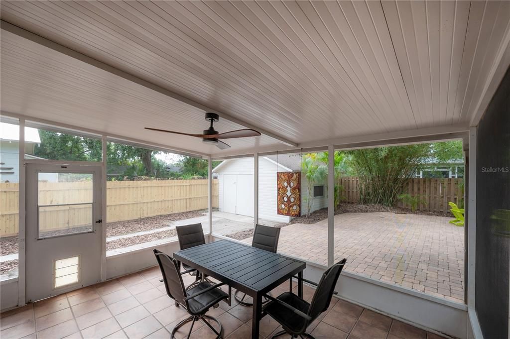 Active With Contract: $495,000 (3 beds, 2 baths, 1202 Square Feet)