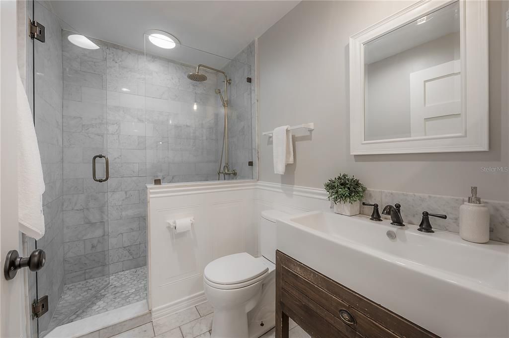 Active With Contract: $495,000 (3 beds, 2 baths, 1202 Square Feet)