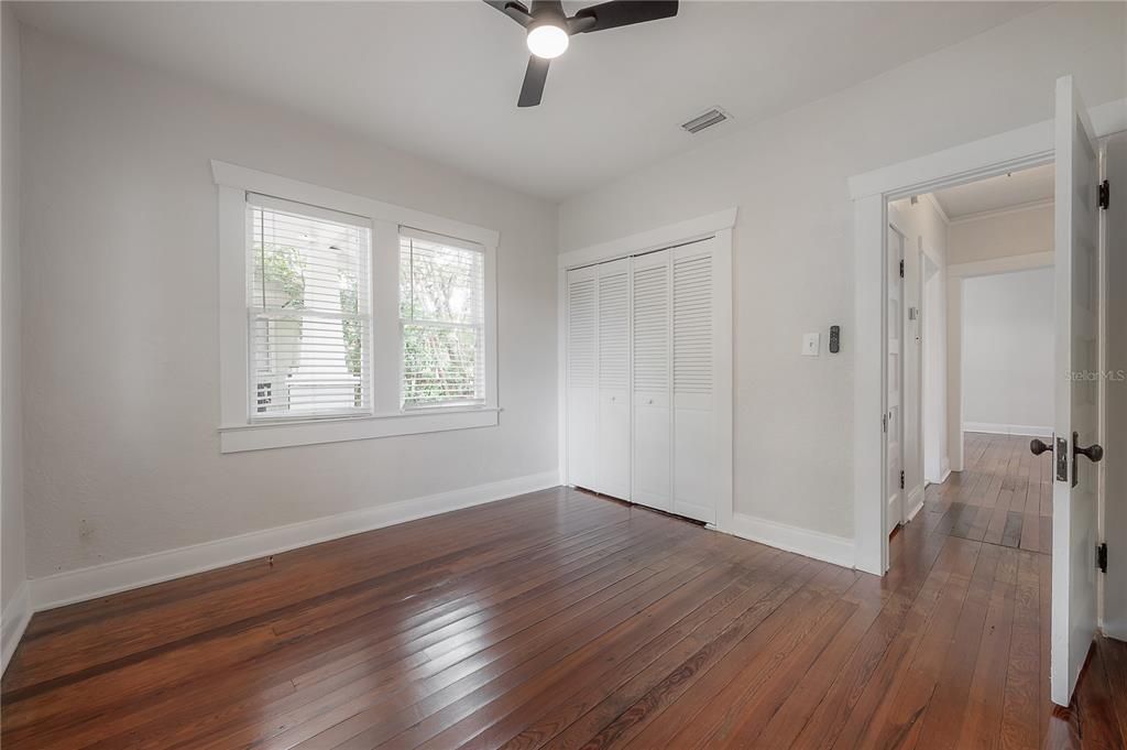 Active With Contract: $495,000 (3 beds, 2 baths, 1202 Square Feet)