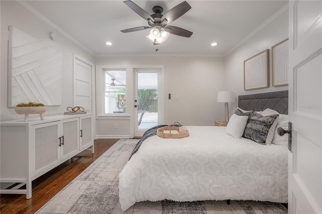 Active With Contract: $495,000 (3 beds, 2 baths, 1202 Square Feet)