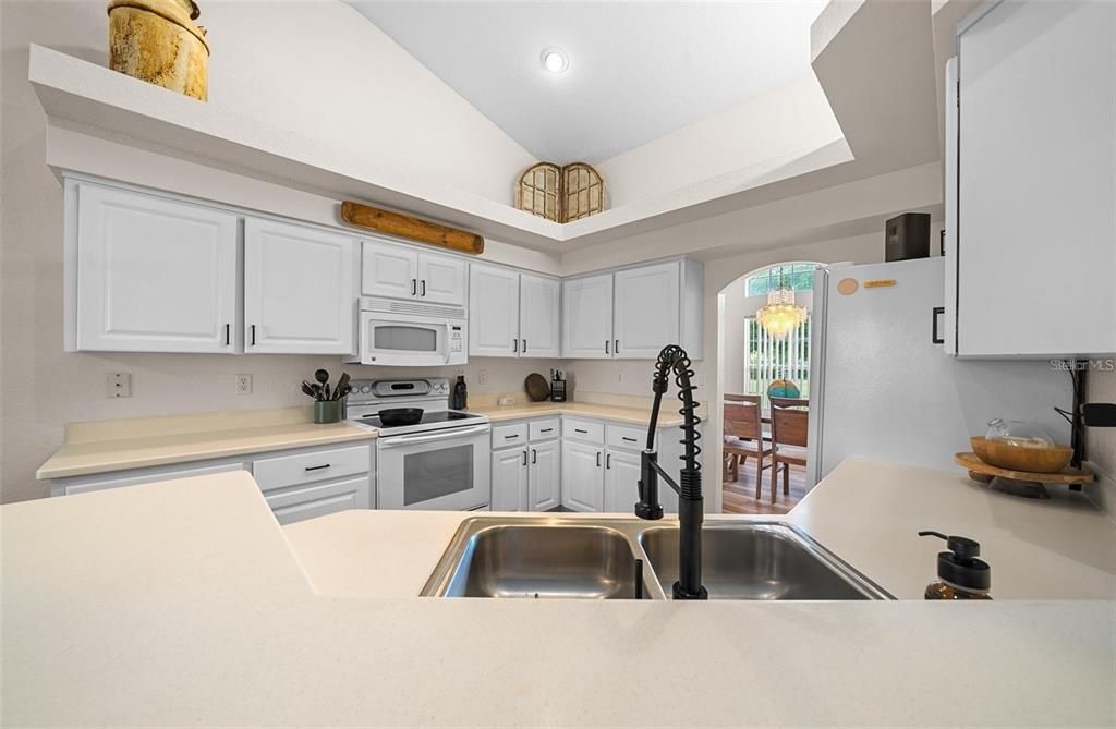 En Venta: $525,000 (3 camas, 2 baños, 1611 Pies cuadrados)