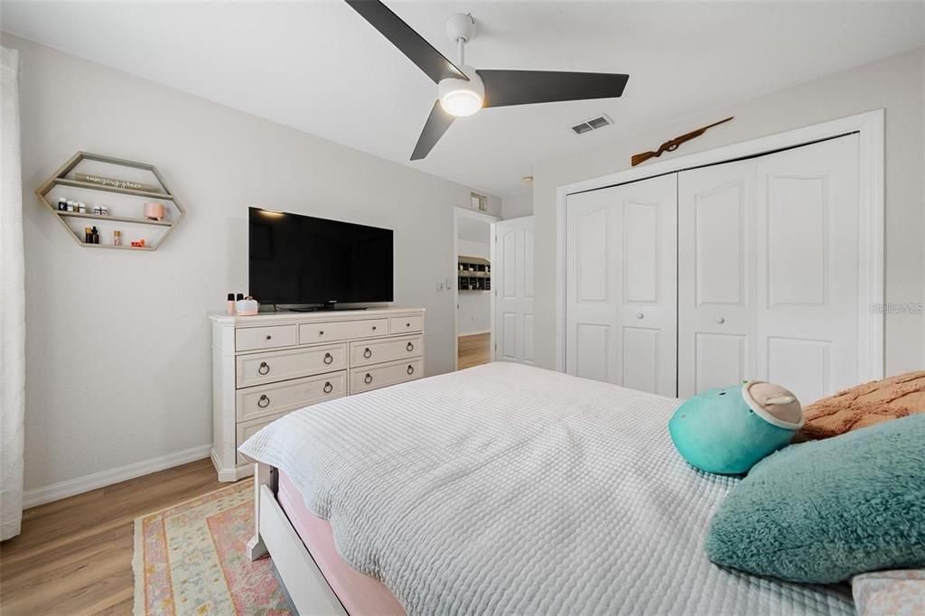 En Venta: $525,000 (3 camas, 2 baños, 1611 Pies cuadrados)