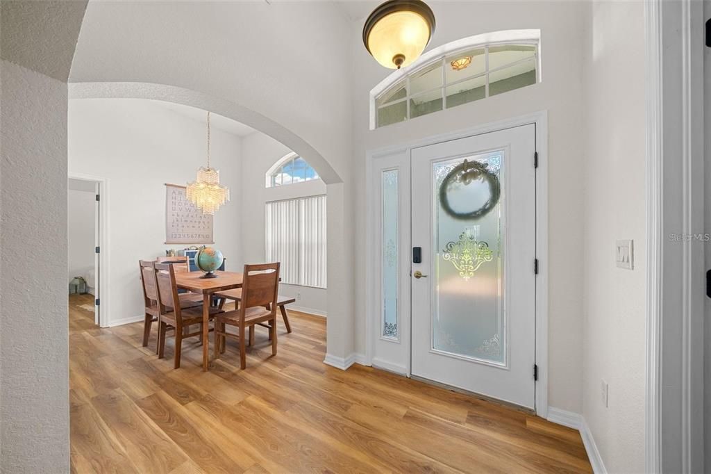 En Venta: $525,000 (3 camas, 2 baños, 1611 Pies cuadrados)