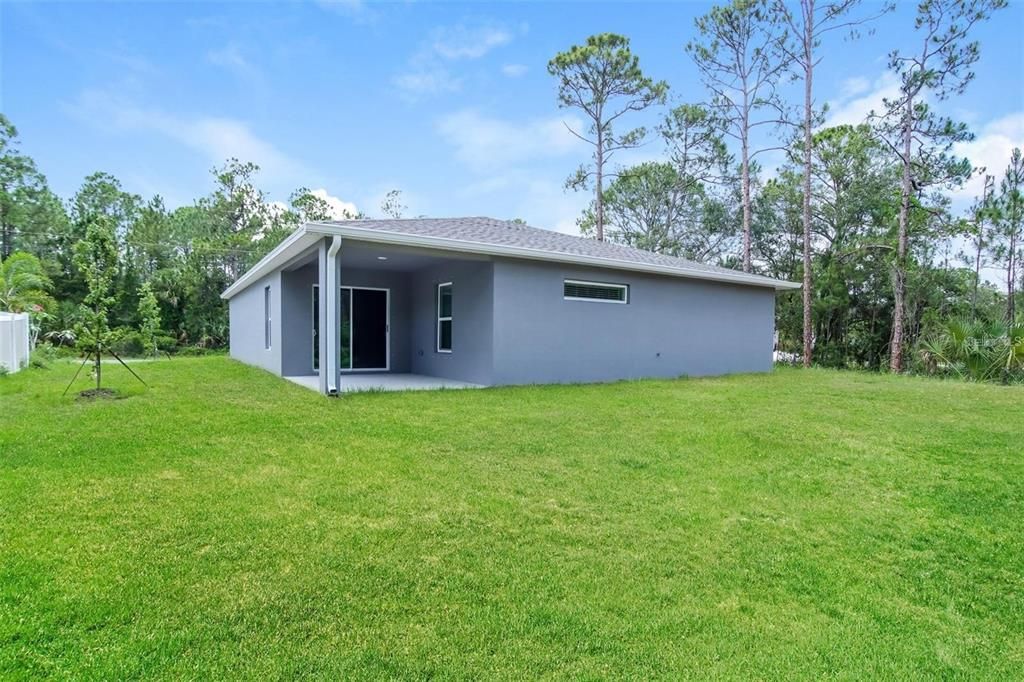 出租: $2,000 (4 贝兹, 2 浴室, 1821 平方英尺)