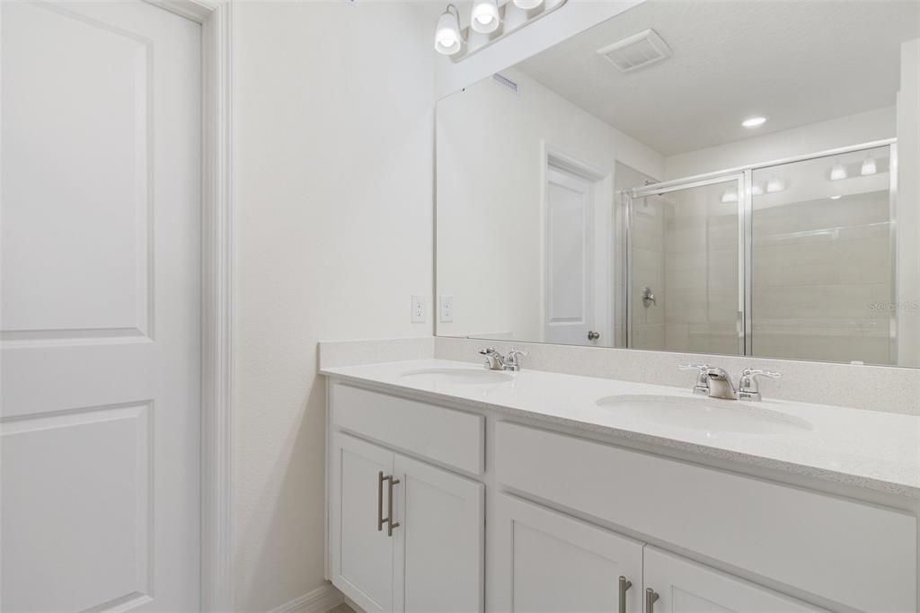 待售: $410,990 (3 贝兹, 2 浴室, 1544 平方英尺)