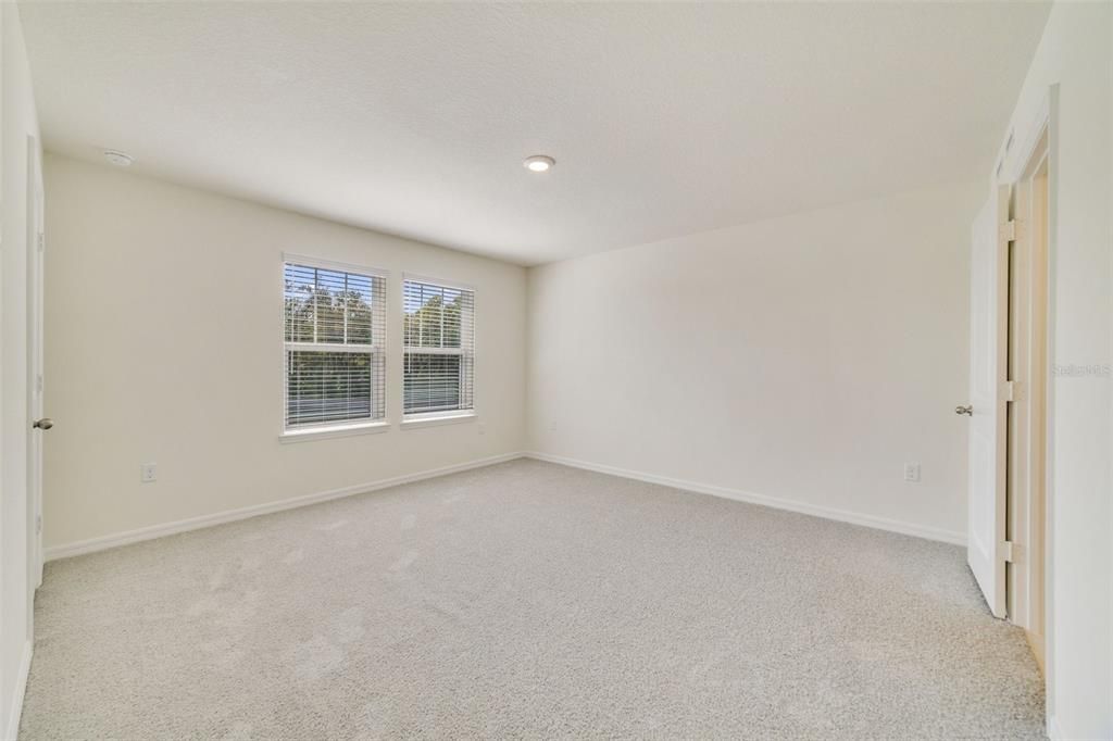 На продажу: $400,990 (3 спален, 2 ванн, 1544 Квадратных фут)