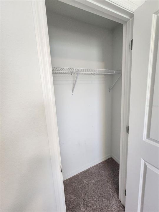 Activo con contrato: $265,000 (3 camas, 2 baños, 1570 Pies cuadrados)