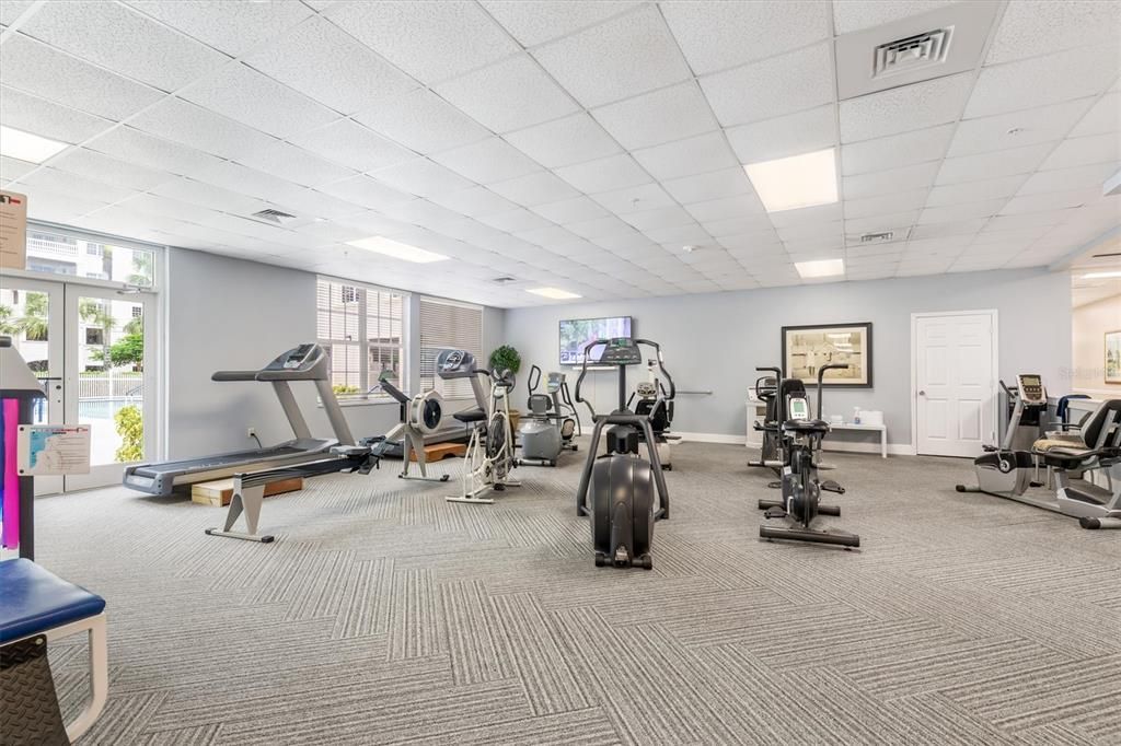 Active With Contract: $289,900 (2 beds, 2 baths, 1713 Square Feet)