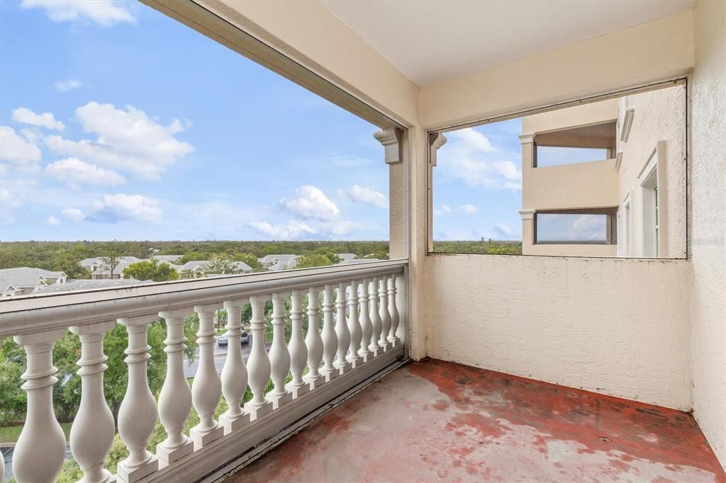 Active With Contract: $289,900 (2 beds, 2 baths, 1713 Square Feet)