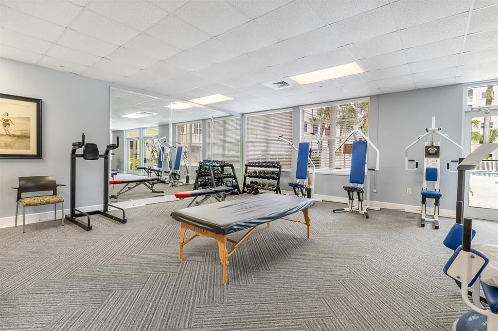 Active With Contract: $289,900 (2 beds, 2 baths, 1713 Square Feet)