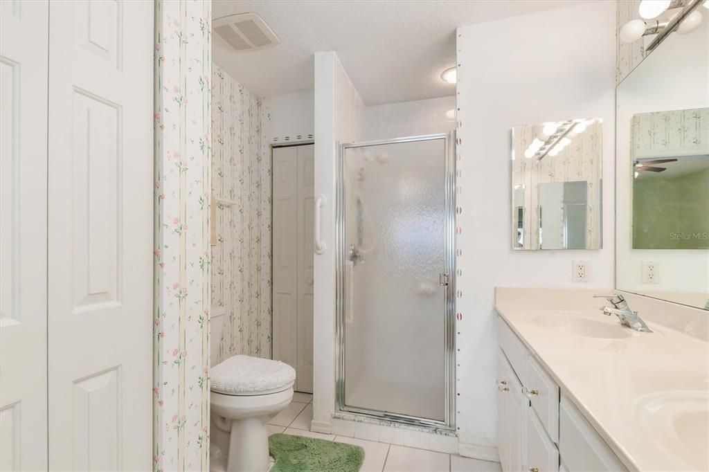 Active With Contract: $289,900 (2 beds, 2 baths, 1713 Square Feet)