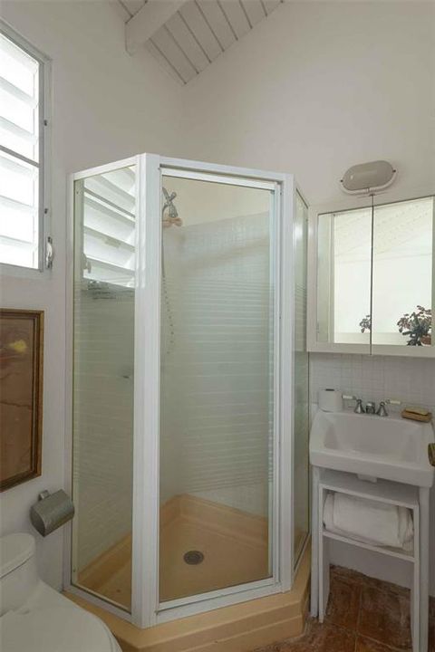 For Sale: $949,000 (3 beds, 3 baths, 1752 Square Feet)