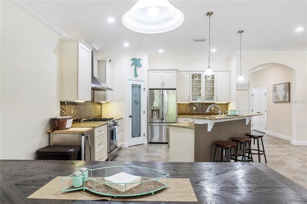 For Sale: $679,900 (3 beds, 3 baths, 2158 Square Feet)