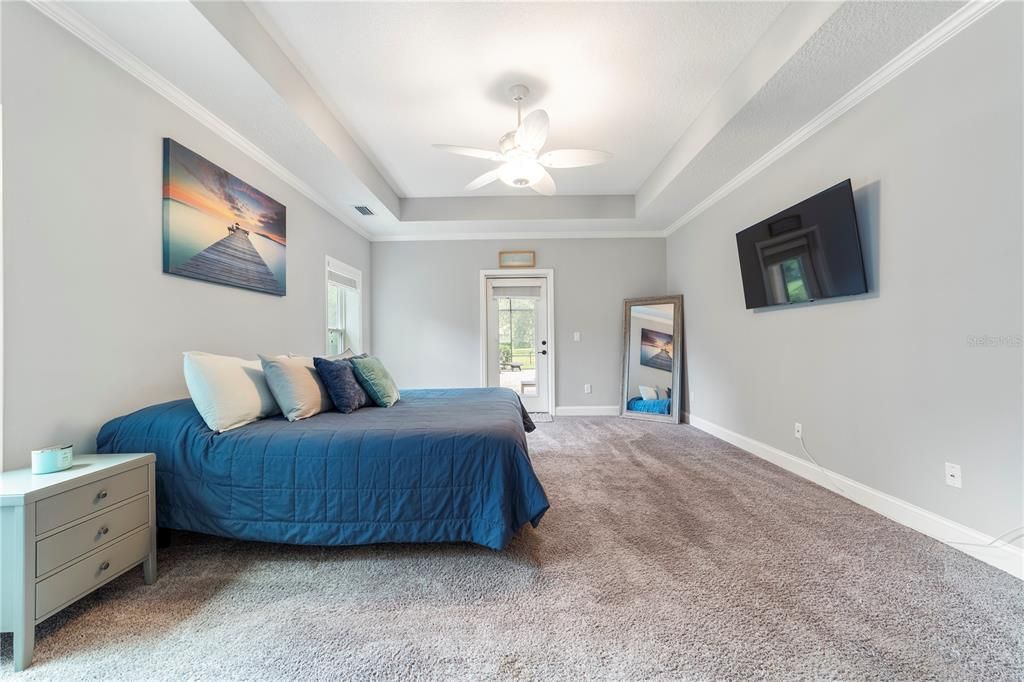 For Sale: $679,900 (3 beds, 3 baths, 2158 Square Feet)