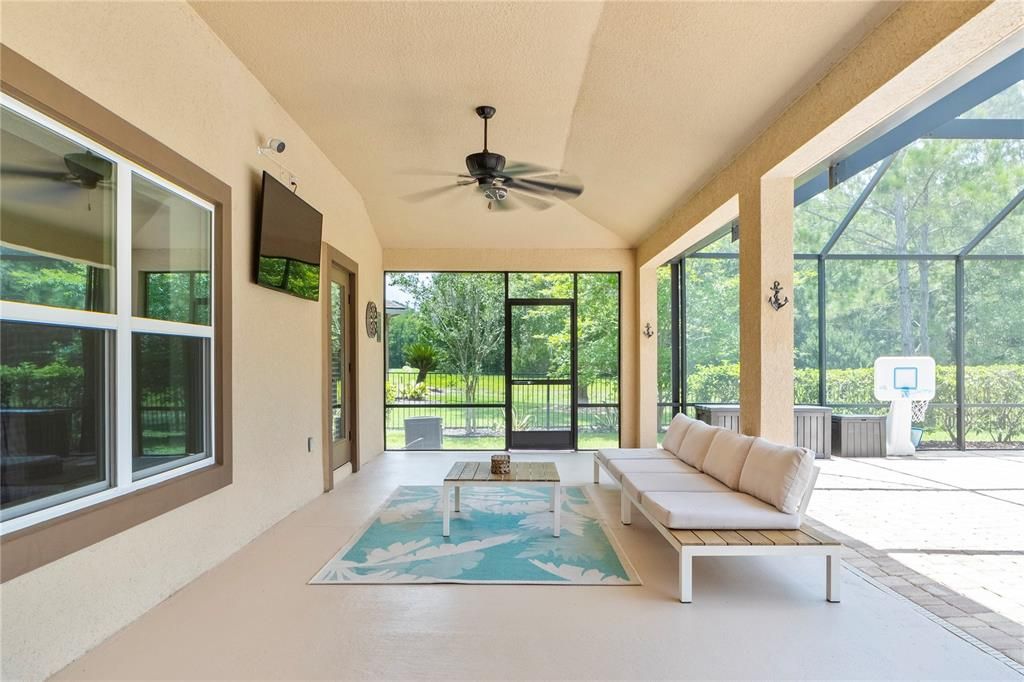 For Sale: $679,900 (3 beds, 3 baths, 2158 Square Feet)