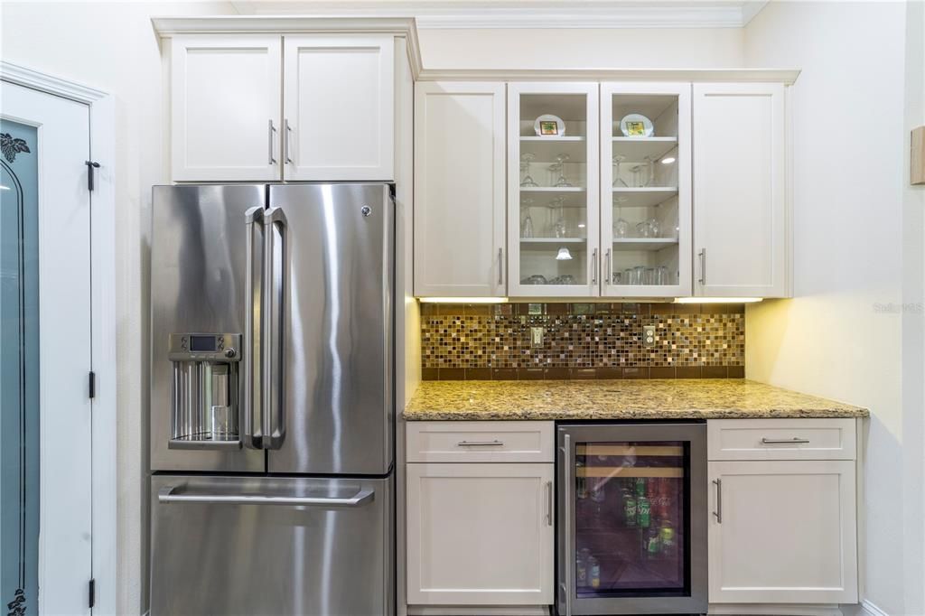 For Sale: $679,900 (3 beds, 3 baths, 2158 Square Feet)